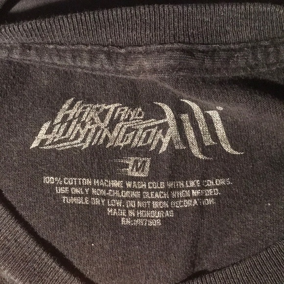 Hart and Huntington tshirt - Picture 2 of 3